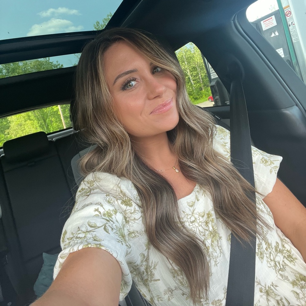 Meet your Posher, Abbie